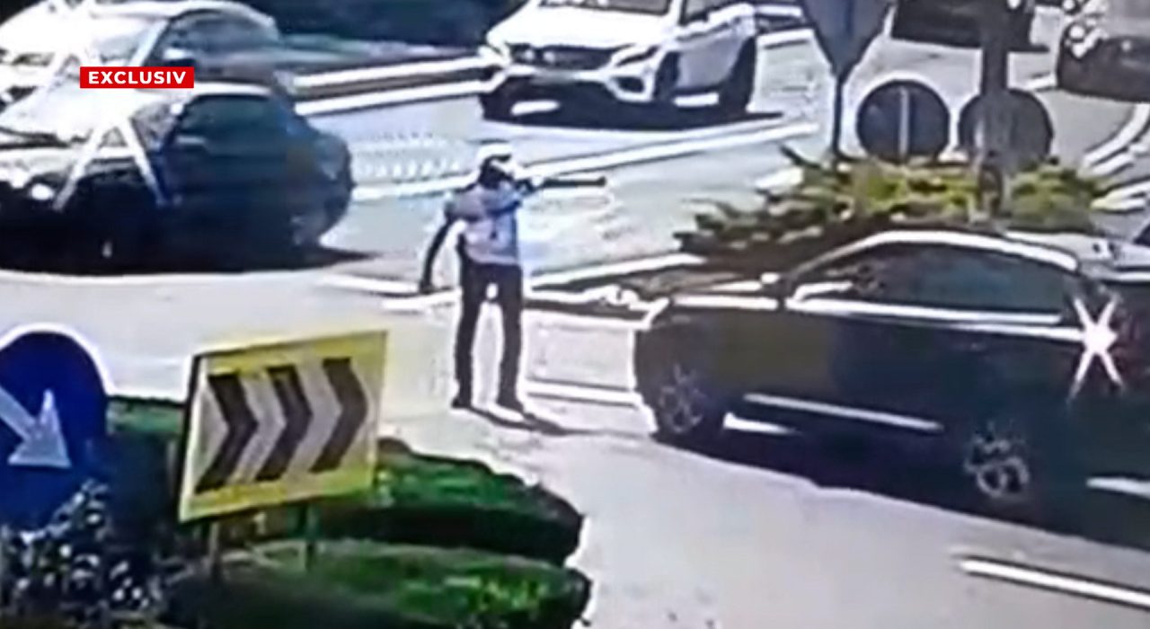 Afacerist din Arad tareste un polist cu masina