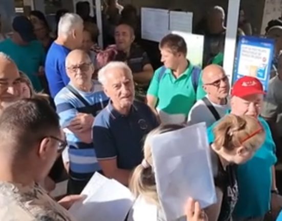 Cozi imense la Taxe si Impozite Galati dupa explicatii