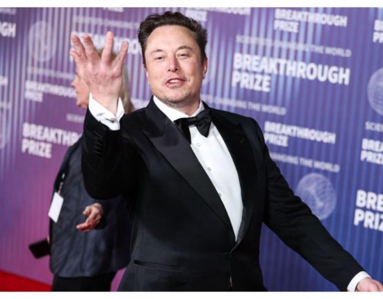 Elon Musk pierde titul de cel mai bogat om Cine i a luat locul