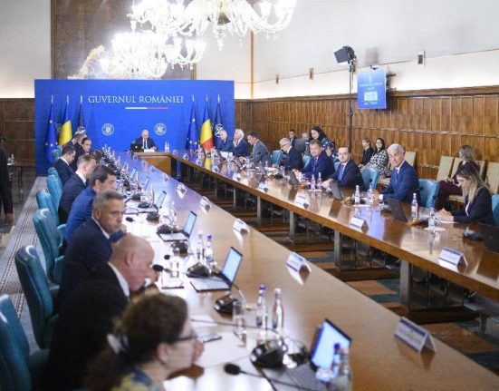 Investitiile PNRR in educatie 16 contracte suspendate