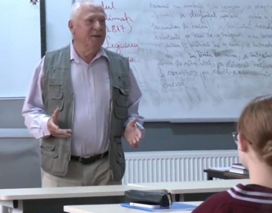 Ioan Branzan dascal la 80 de ani Am format 432 de medici si 1.600 de ingineri