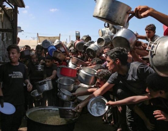 Israelul ameninta cu forta fara precedent in Gaza locuitorii somati sa evacueze