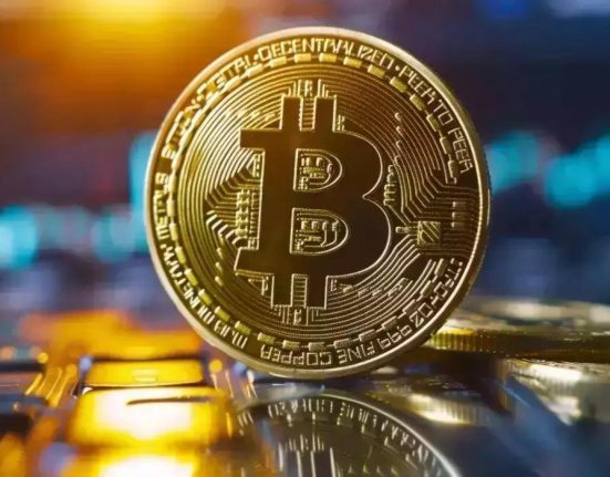 Bitcoin atinge un nou maxim istoric de 125000 dolari