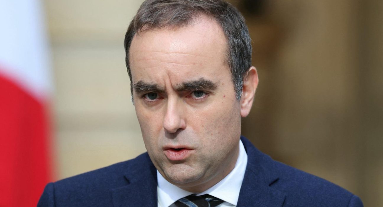 Criza in Franta Premierul Lecornu demisioneaza rapid