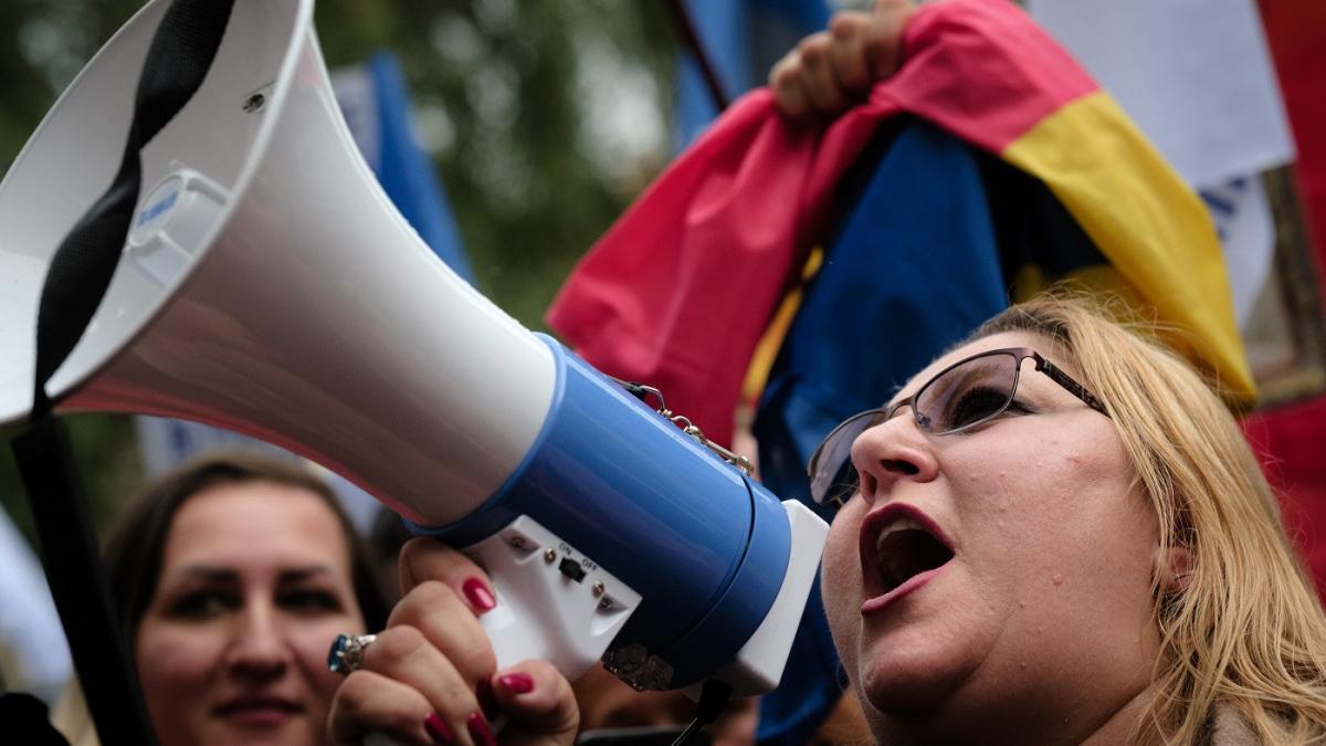 Diana Sosoaca inculpata pentru 11 infractiunii inclusiv propaganda legionara Sefa SOS Romania intra in dictatura