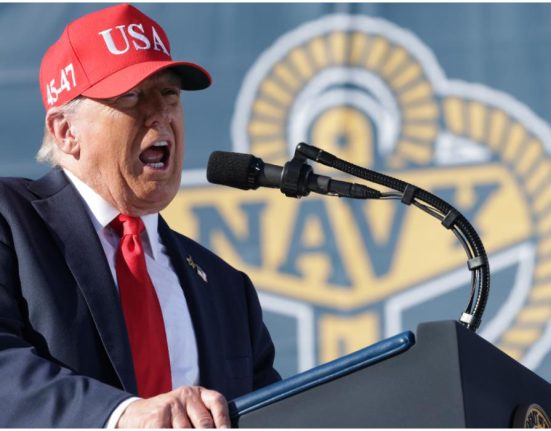 Donald Trump ameninta cu trupe in Venezuela dupa atacul asupra unui vas suspect