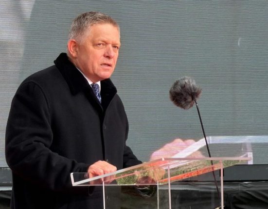 Slovacia reia sprijinul militar pentru Ucraina cu echipamente neletale